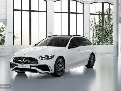 Usado Mercedes C220 200 CV (147 kW) 2022 Blanco Familiar
