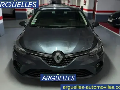 Usado Renault Clio Zen 101 CV (74 kW) 2019 Gris Utilitario