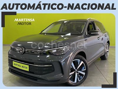 Gris / plata Usado 2025 VW Tiguan SUV | 38.800 € (Un poco caro)