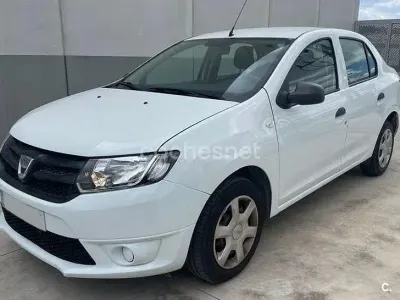 Usado Dacia Logan Ambiance 75 CV (55 kW) 2014 Blanco Berlina