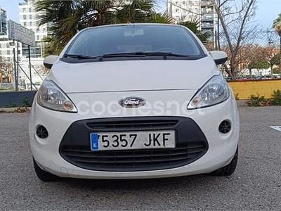 Usado Ford Ka 69 CV (50 kW) 2015 Blanco Berlina