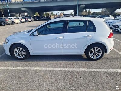 Begagnad VW Golf VII 115 HK (84 kW) 2019 Vit Sedan