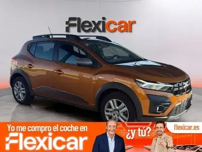 Usado Dacia Sandero Essentiel 91 CV (66 kW) 2023 Naranja Berlina