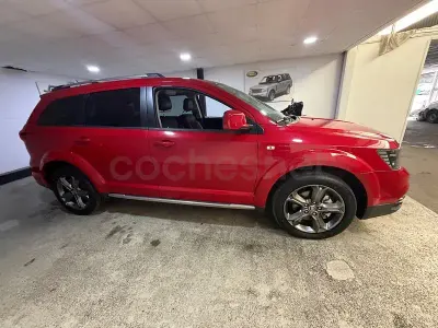 Usado Fiat Freemont Black Code 170 CV (125 kW) 2015 Rojo SUV