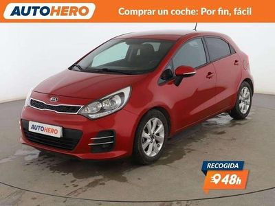 Rojo Usado 2016 Kia Rio Berlina | 9199 € (Precio justo)