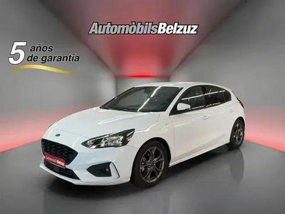 Begagnad Ford Focus Trend+ 125 HK (91 kW) 2021 Vit Halvkombi
