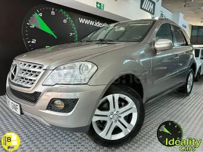 Usado Mercedes ML320 224 CV (164 kW) 2009 Beige SUV