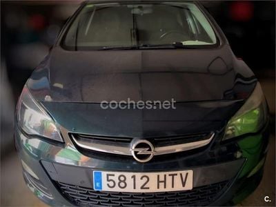 Azul Usado 2013 Opel Astra Selective Berlina | 4450 € (Precio justo)