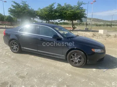 Käytetty Volvo S80 Executive 185 HP (136 kW) 2006 Musta Sedan