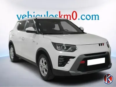 Usado SsangYong Tivoli 135 CV (99 kW) 2024 Blanco