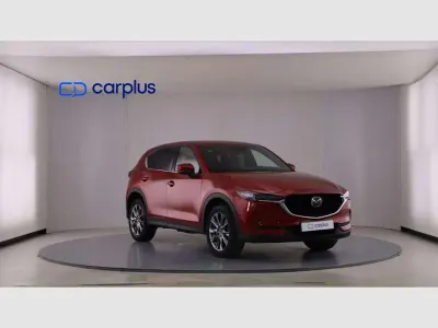 Używany Mazda CX-5 Signature 165 KM (121 kW) 2020 Czerwony SUV