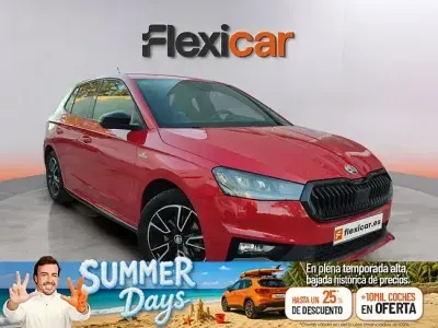 Usado Skoda Fabia Monte Carlo 110 CV (80 kW) 2022 Rojo Utilitario