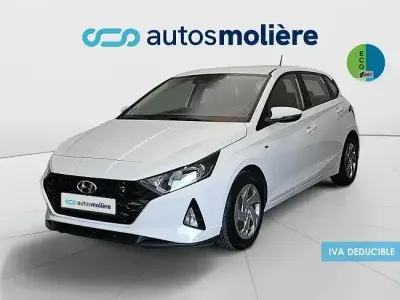 Usado Hyundai i20 100 CV (73 kW) 2021 Blanco Utilitario
