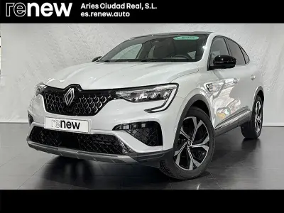 Usado Renault Arkana Zen 140 CV (102 kW) 2022 Blanco SUV