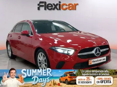 Usado Mercedes A180 109 CV (80 kW) 2019 Rojo Utilitario
