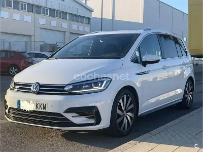Usado VW Touran Sportline 150 CV (110 kW) 2018 Blanco Monovolumen