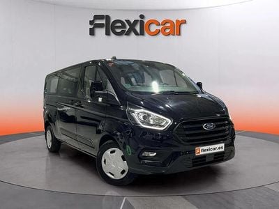 Usado Ford Tourneo Trend 136 CV (100 kW) 2023 Negro Monovolumen