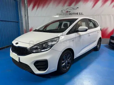 Usado Kia Carens