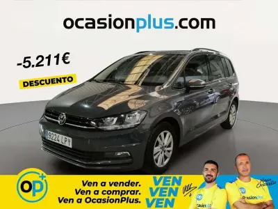 Usado VW Touran Business 150 CV (110 kW) 2021 Gris Monovolumen