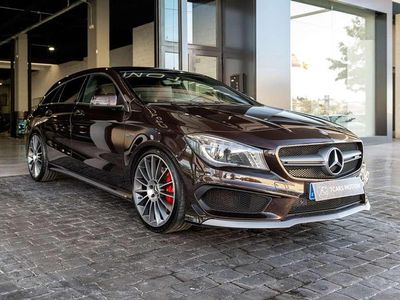 Usado Mercedes CLA45 AMG Shooting Brake AMG 381 CV (280 kW) 2016 Marrón Familiar
