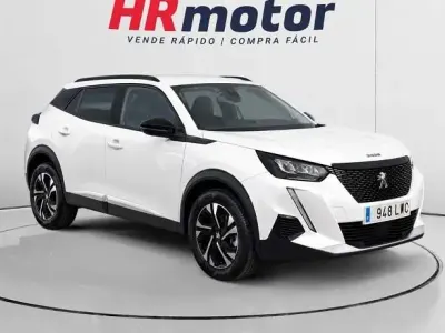 Usado Peugeot 2008 Allure 110 CV (80 kW) 2022 SUV