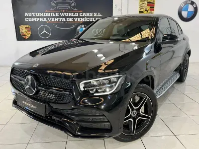Usado Mercedes GLC300e 320 CV (235 kW) 2021 Negro Coupe