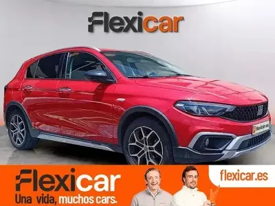 Usado Fiat Tipo 101 CV (74 kW) 2021 Rojo Berlina