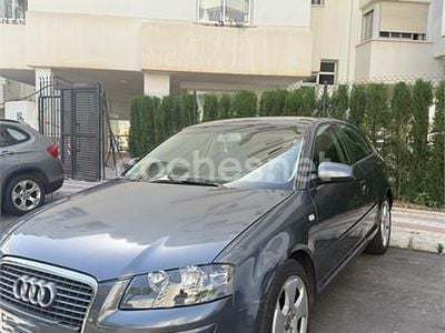 Gris / plata Usado 2007 Audi A3 Ambiente Berlina | 4000 € (Precio justo)