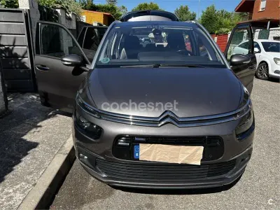 Usado Citroën Grand C4 Picasso PureTech 130 CV (95 kW) 2016 Marrón Monovolumen