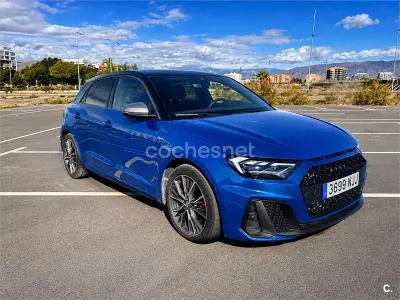 Usado Audi A1 Sportback Competition 207 CV (152 kW) 2023 Azul Utilitario
