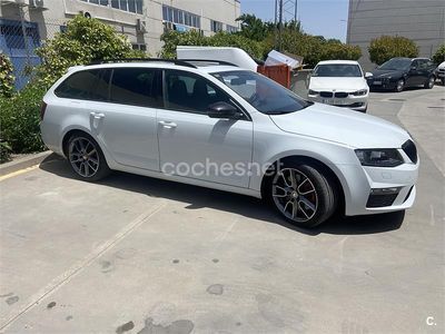 Usado Skoda Octavia RS 220 CV (161 kW) 2015 Blanco Utilitario