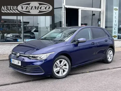 Usado VW Golf VIII Life 110 CV (80 kW) 2022 Azul Utilitario