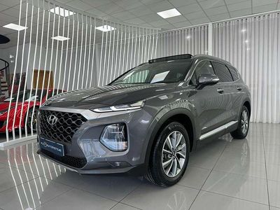 Gris Usado 2021 Hyundai Santa Fe Style SUV | 31.990 € (Precio justo)