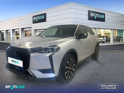 Usado DS Automobiles DS3 Crossback Performance 131 CV (96 kW) 2024 Gris SUV