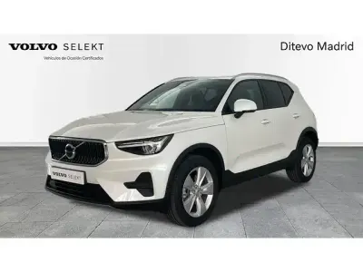 Usado Volvo XC40 Core 163 CV (119 kW) 2025 Azul SUV