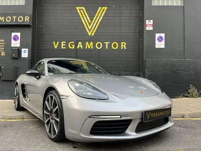 Usado Porsche 718 Cayman 300 CV (220 kW) 2017 Gris / plata Coupe