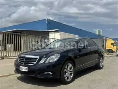 Usado Mercedes E350 Avantgarde 231 CV (169 kW) 2009 Azul Berlina