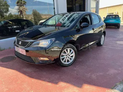 Usado Seat Ibiza Style 105 HP (77 kW) 2013 Preto Sedan