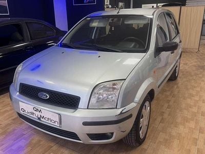 Gris Usado 2003 Ford Fusion Monovolumen | 3450 € (Precio justo)