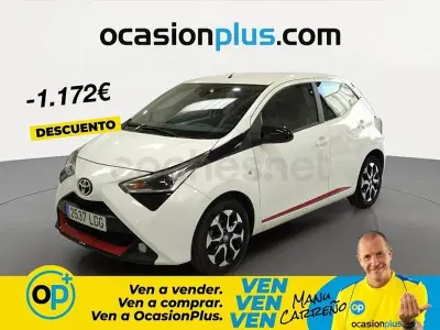 Usado Toyota Aygo X-play 72 CV (52 kW) 2019 Blanco Utilitario