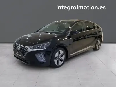Usado Hyundai Ioniq 141 CV (103 kW) 2021 Negro Utilitario