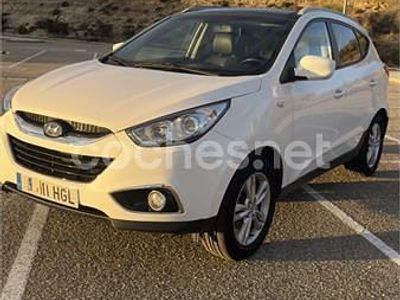 Blanco Usado 2012 Hyundai ix35 Comfort SUV | 9890 € (Precio justo)