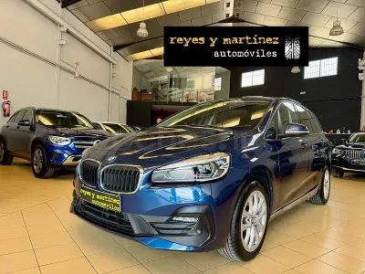 Używany BMW 218 150 KM (110 kW) 2022 Niebieski Kombi