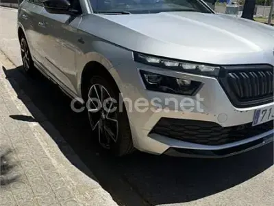 Usado Skoda Kamiq Monte Carlo 150 CV (110 kW) 2021 Gris / plata SUV