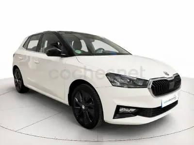 Usado Skoda Fabia Style 110 CV (80 kW) 2022 Blanco Utilitario