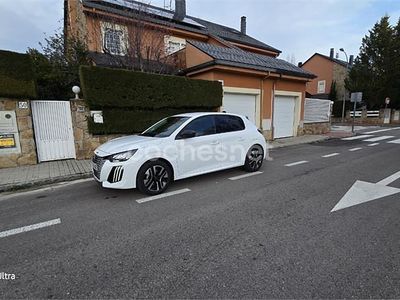 Usado Peugeot 208 Allure 100 CV (73 kW) 2024 Blanco Utilitario