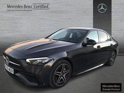 Gris Usado 2025 Mercedes C220 AMG line Berlina | 48.900 € (Precio justo)