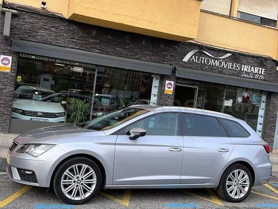 Usado Seat Leon XCELLENCE 150 CV (110 kW) 2020 Gris / plata Familiar