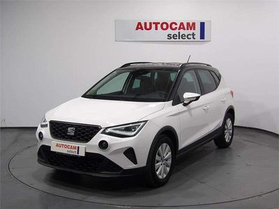 Usado Seat Arona Style Plus 110 CV (80 kW) 2021 Blanco SUV