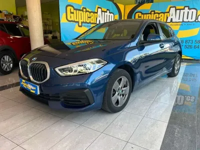 Usado BMW 116 Advantage 116 CV (85 kW) 2021 Azul Utilitario
